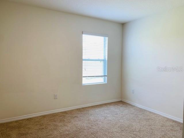 Image 13 of 47 For 471 Aberdeen Drive