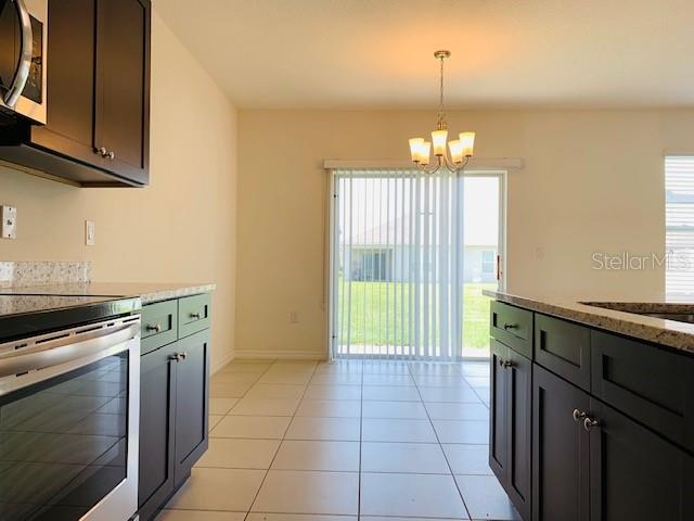 Image 8 of 47 For 471 Aberdeen Drive
