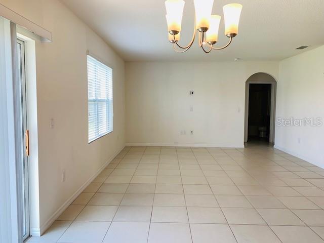 Image 9 of 47 For 471 Aberdeen Drive
