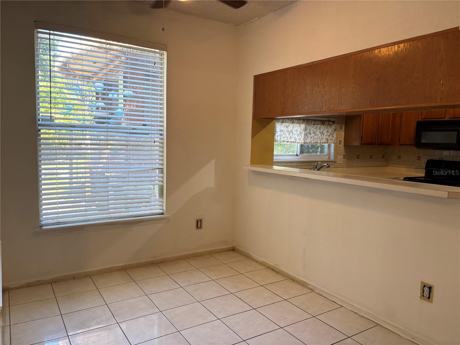 Image 10 of 27 For 2706 Gretagreen Court