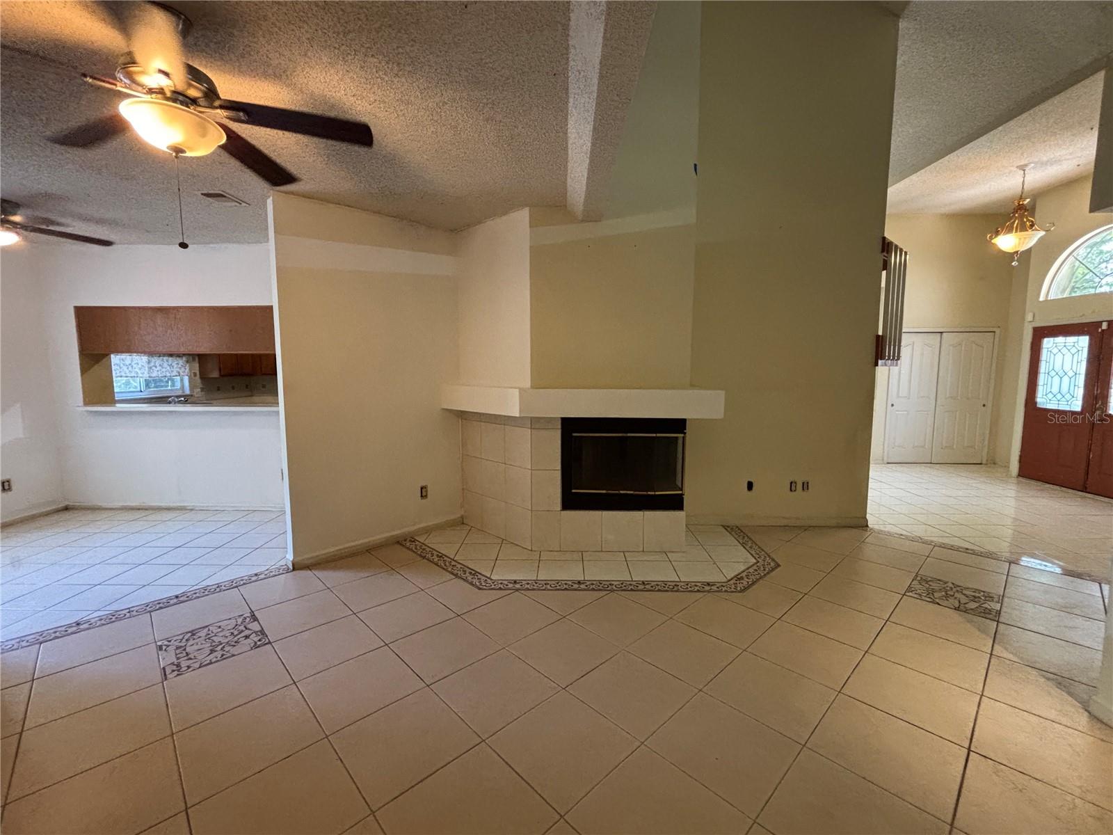 Image 12 of 27 For 2706 Gretagreen Court
