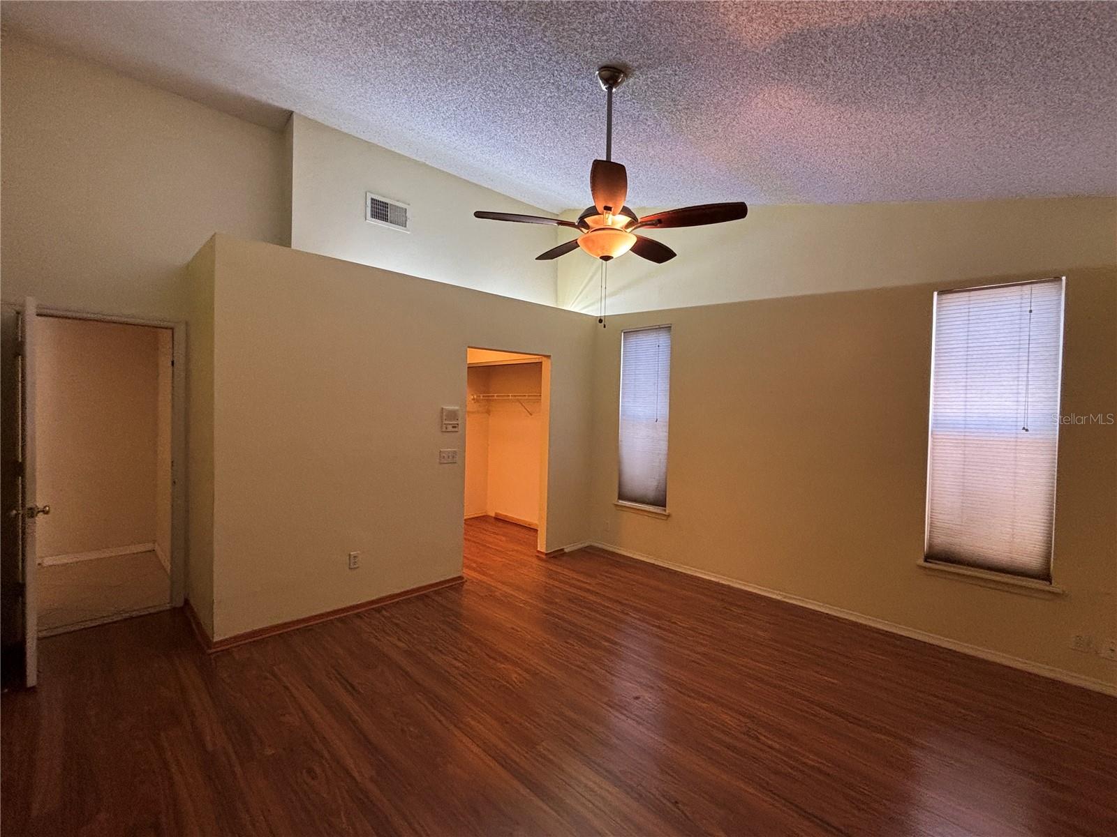 Image 13 of 27 For 2706 Gretagreen Court