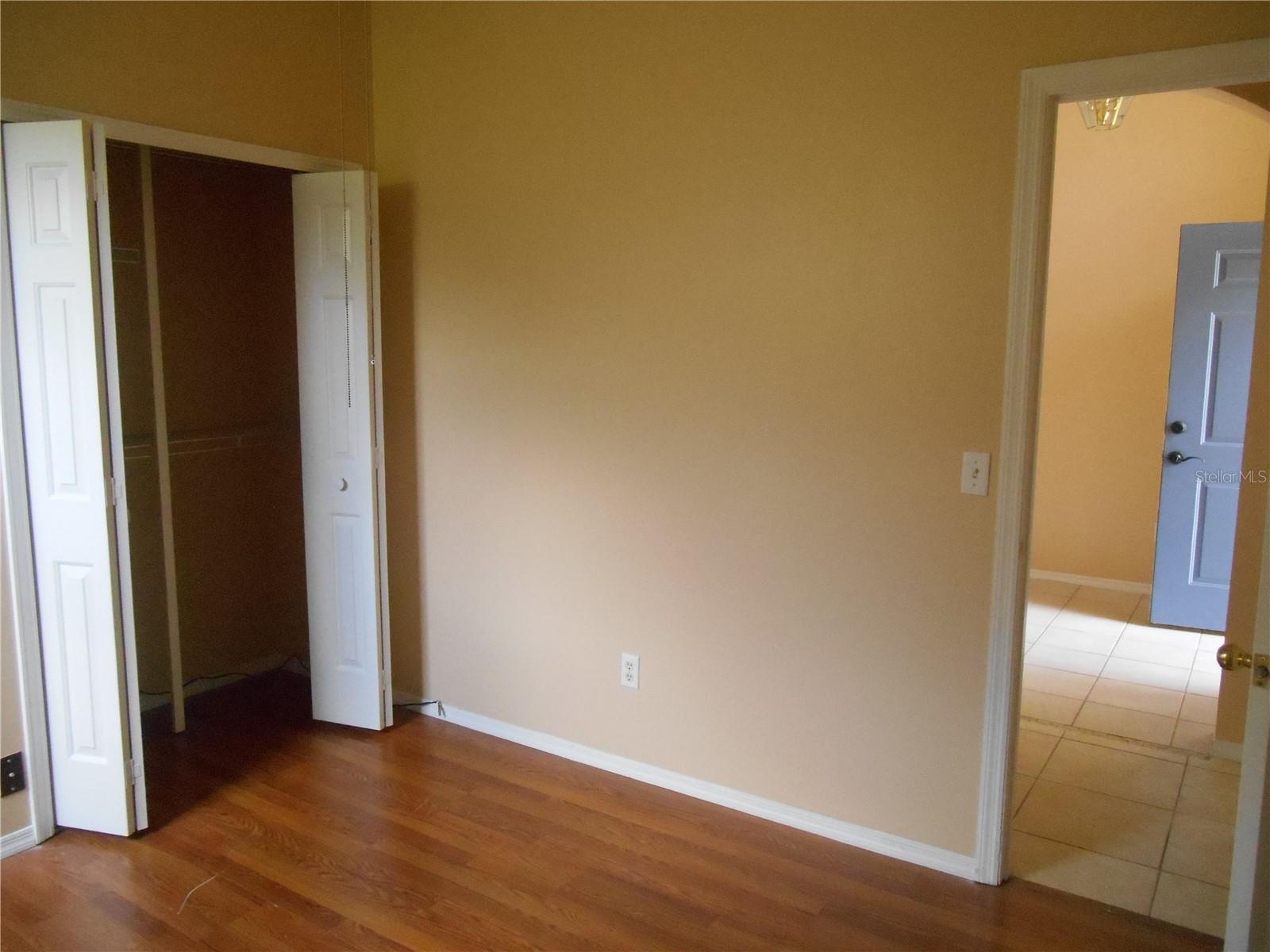 Image 4 of 15 For 171 Therese Street
