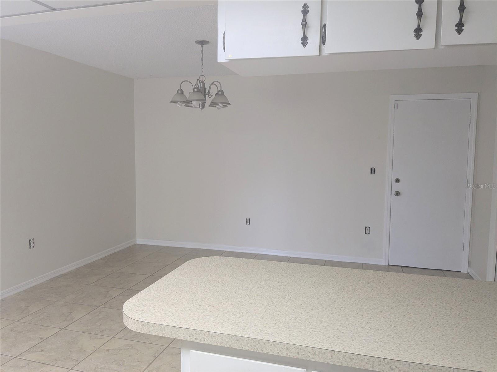 Image 17 of 31 For 614 Midiron Drive