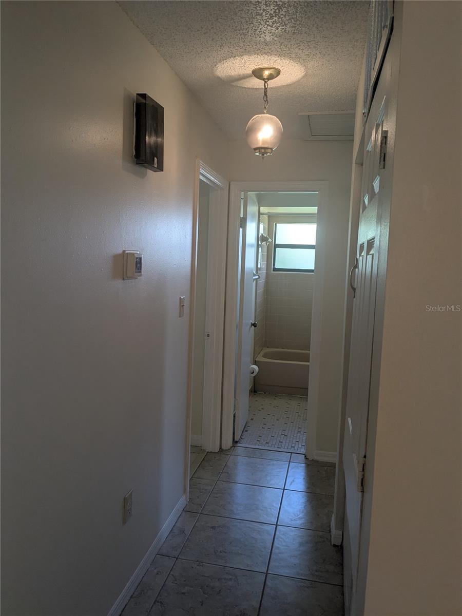 Image 18 of 31 For 614 Midiron Drive