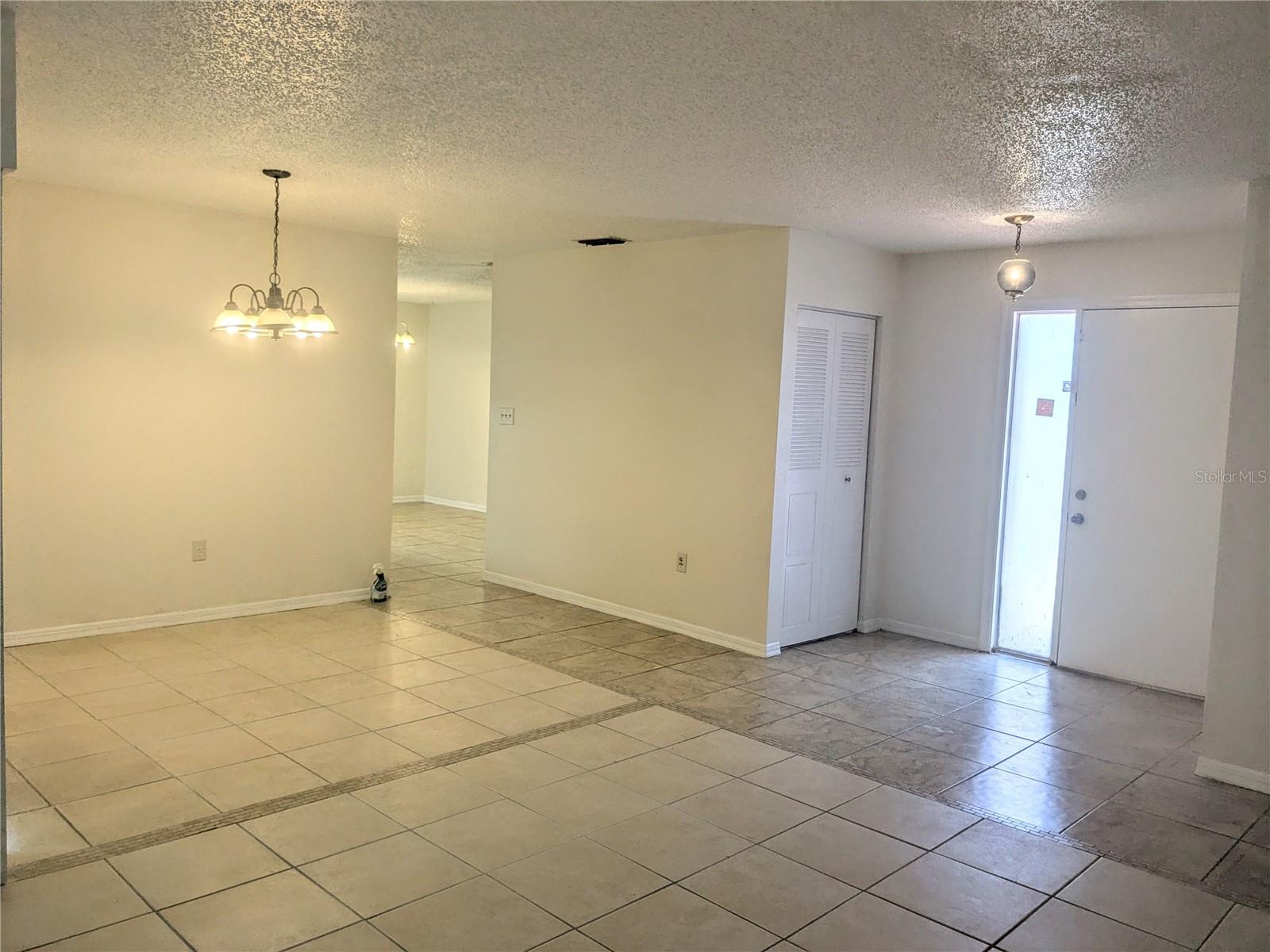 Image 7 of 31 For 614 Midiron Drive