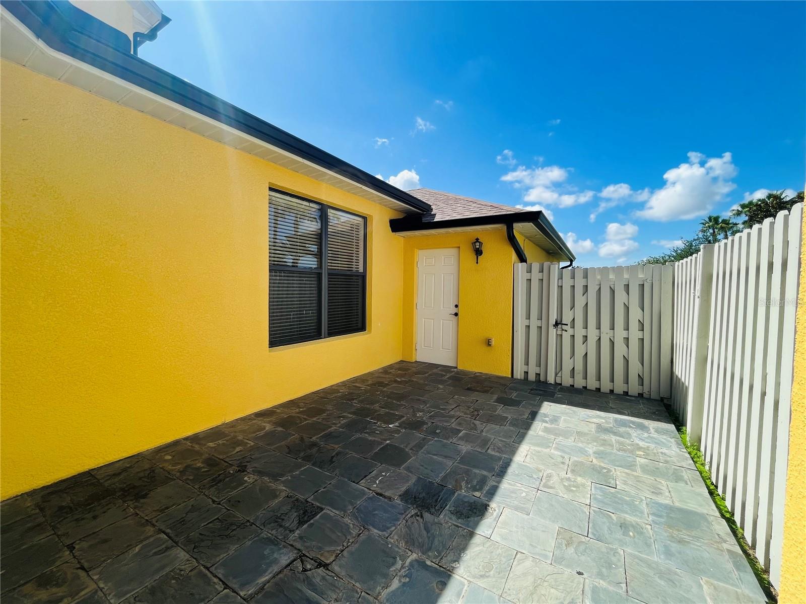 Image 5 of 32 For 4026 Hunters Park Lane