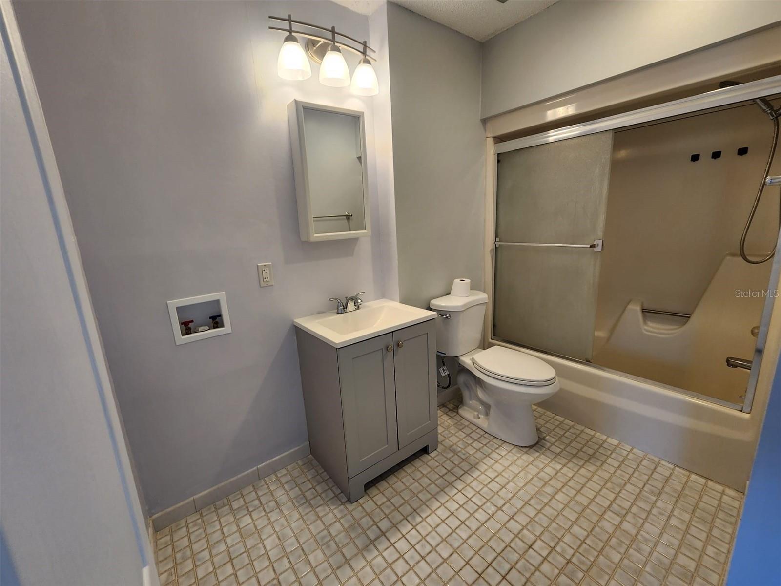 Image 16 of 25 For 14800 Walsingham Road 613
