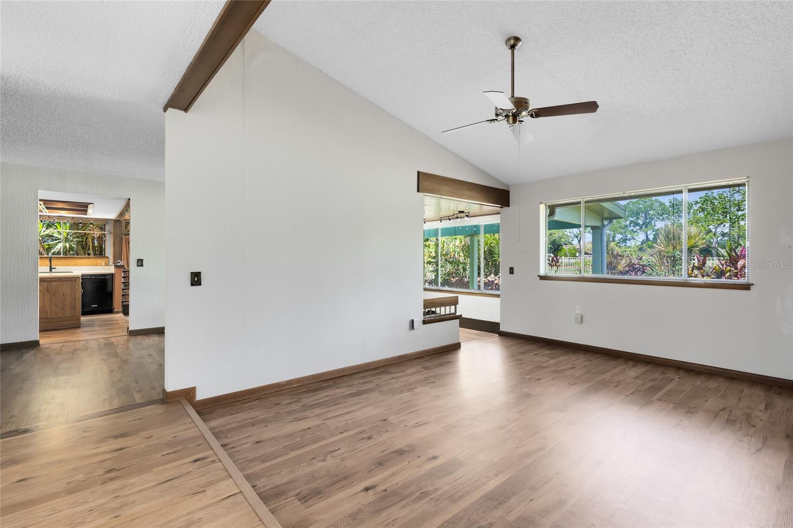Image 12 of 37 For 1123 Fairway Drive