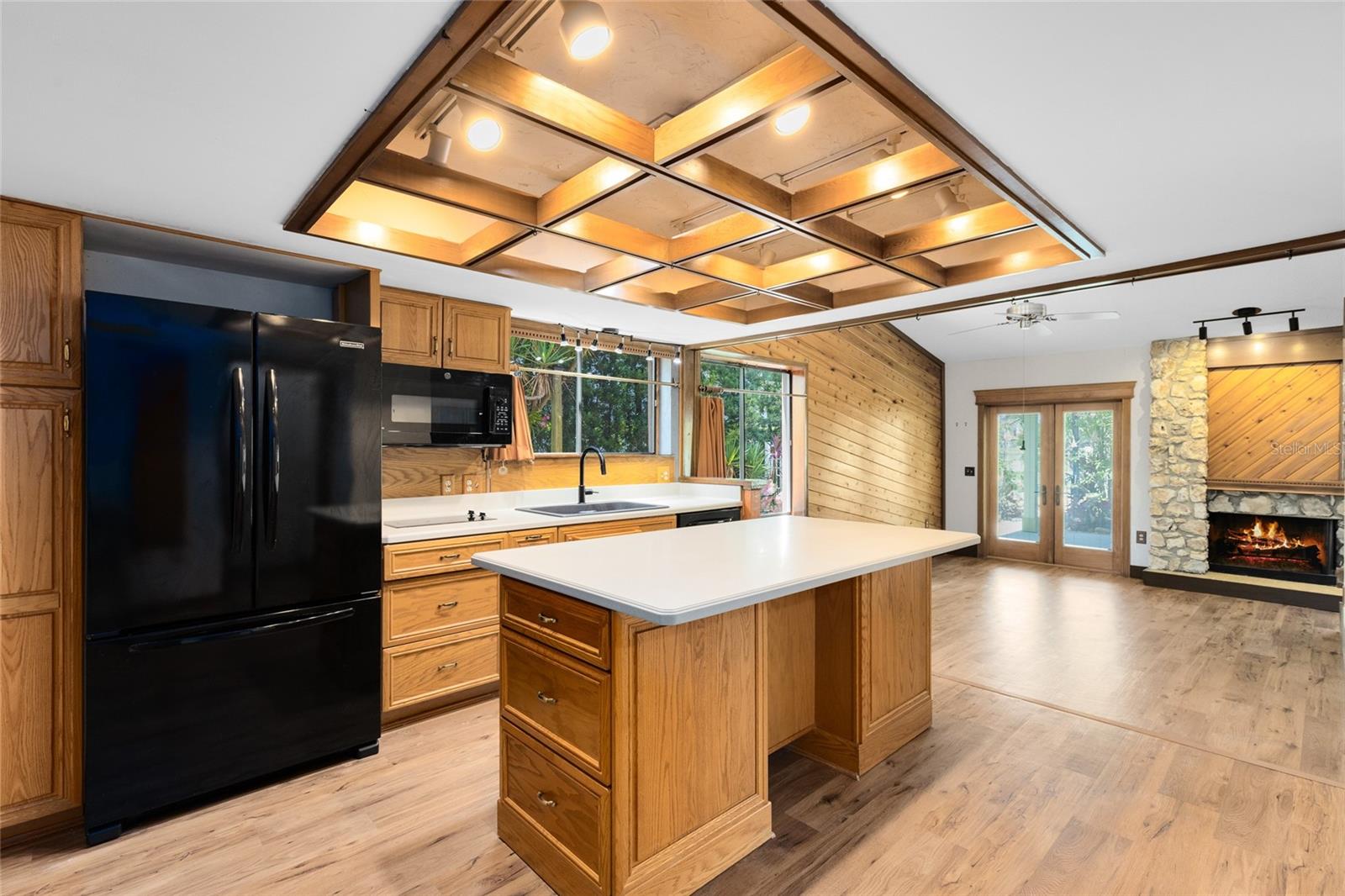 Image 19 of 37 For 1123 Fairway Drive