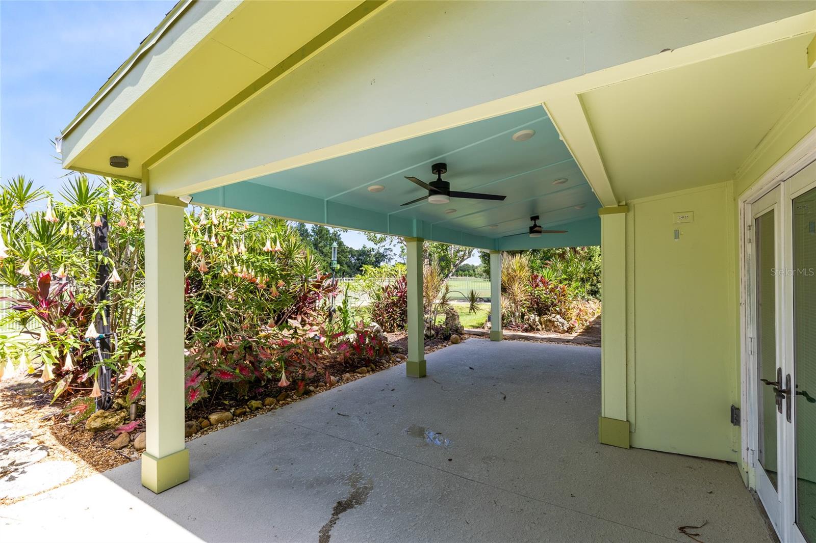 Image 31 of 37 For 1123 Fairway Drive
