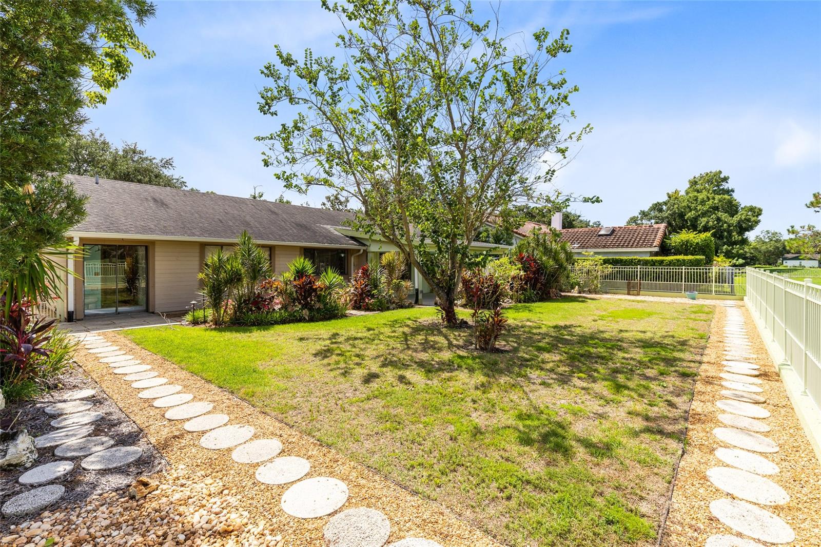 Image 34 of 37 For 1123 Fairway Drive