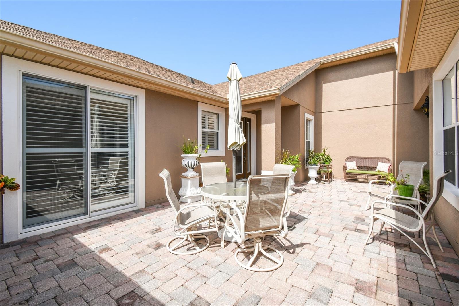Image 10 of 93 For 525 Genoa Drive