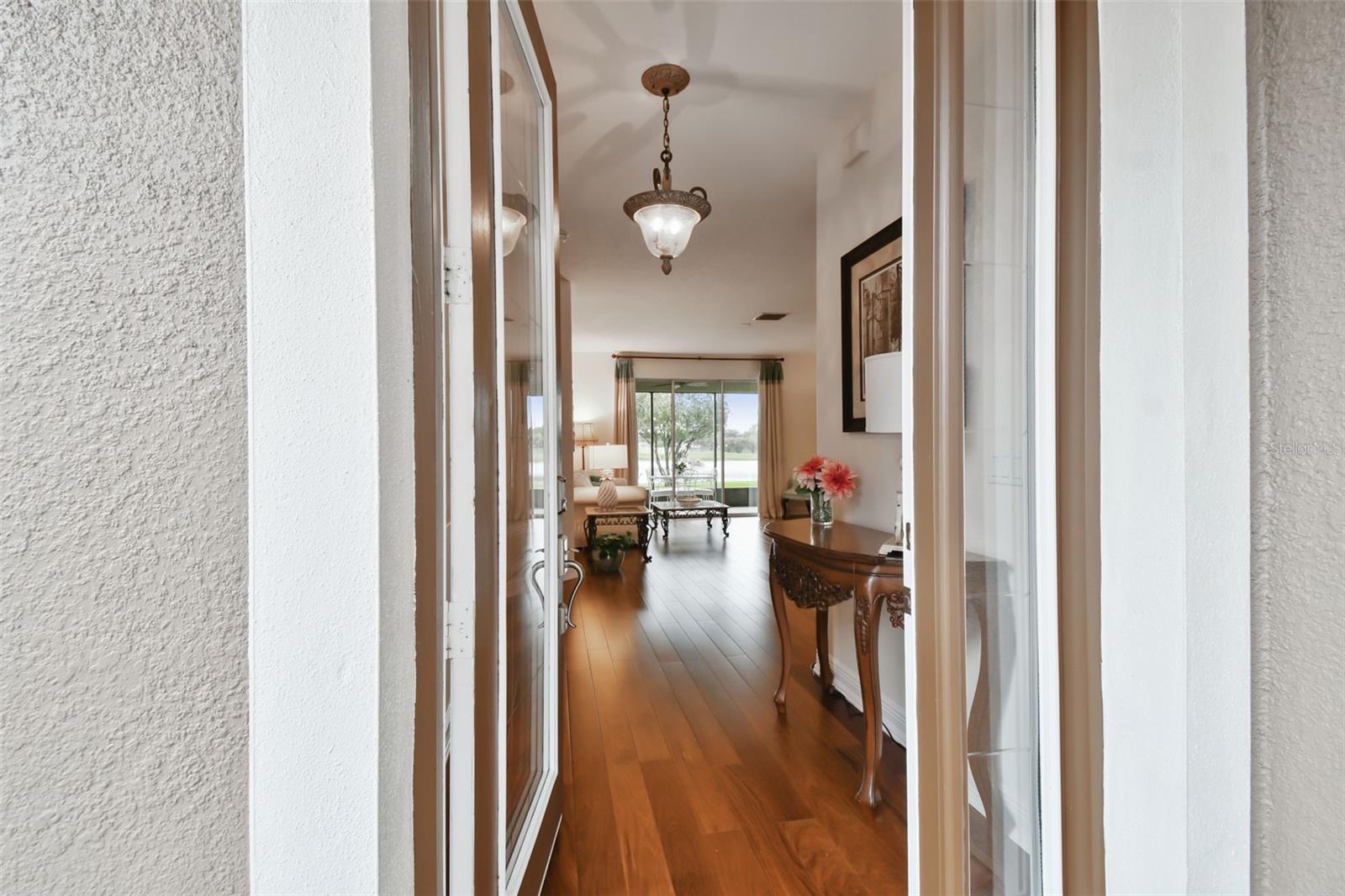 Image 11 of 93 For 525 Genoa Drive