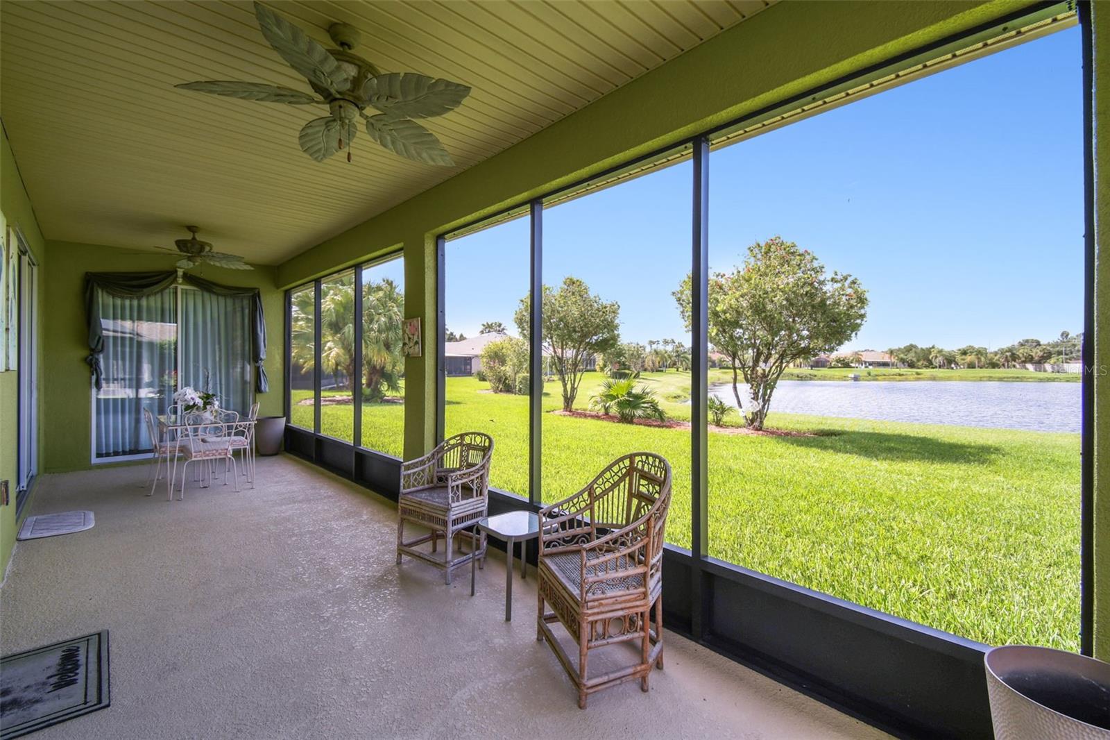 Image 21 of 93 For 525 Genoa Drive
