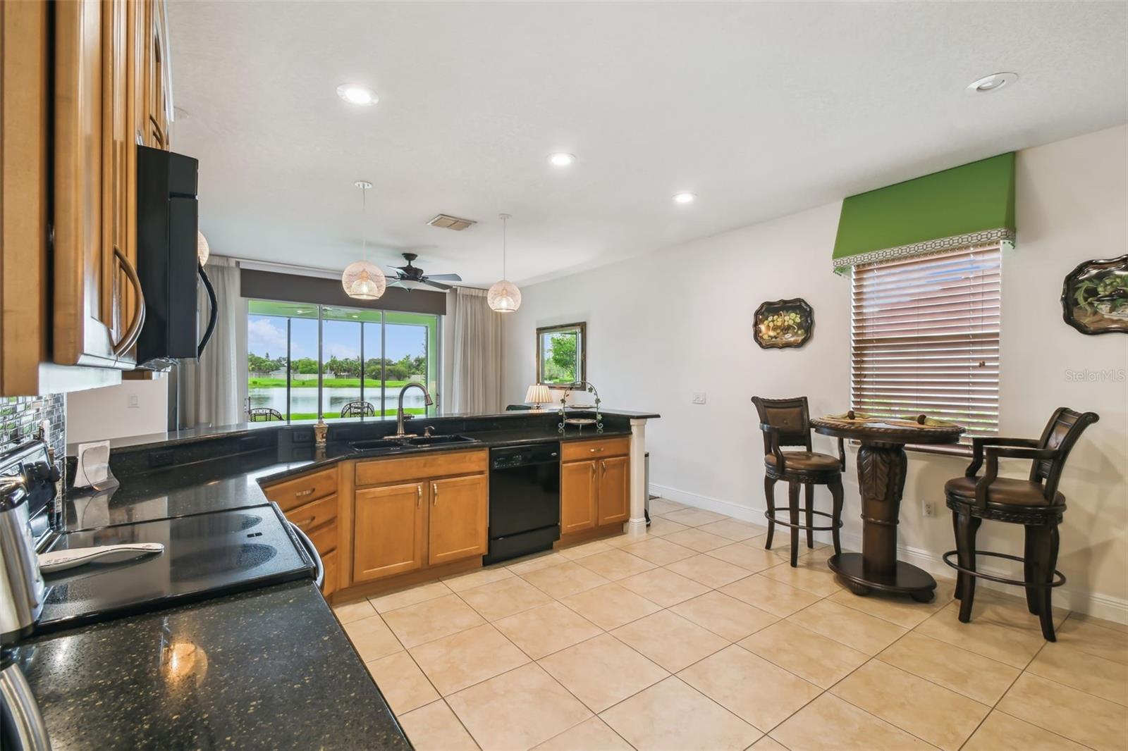 Image 35 of 93 For 525 Genoa Drive