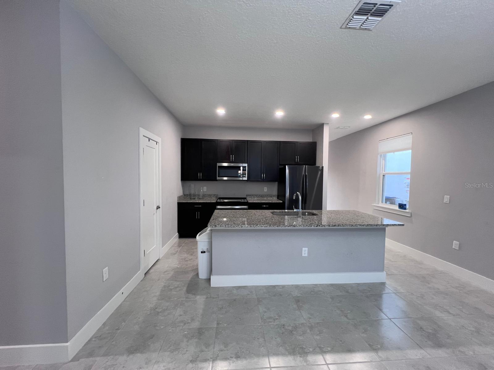 Image 5 of 11 For 1151 Arisha Drive