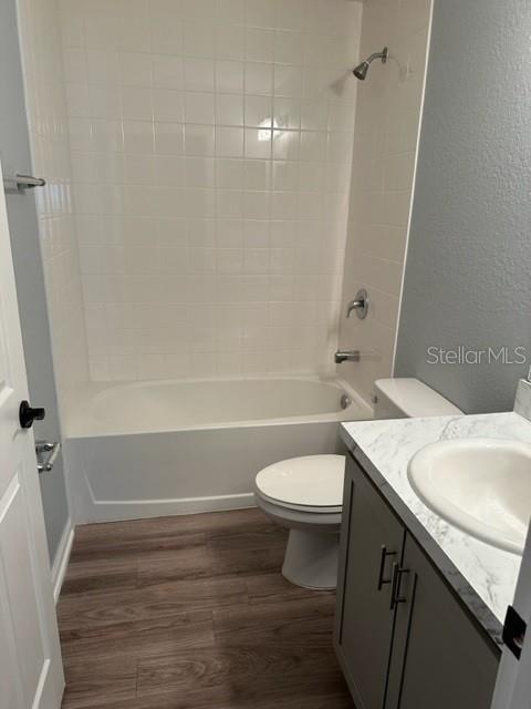 Image 13 of 15 For 327 Tanager Street