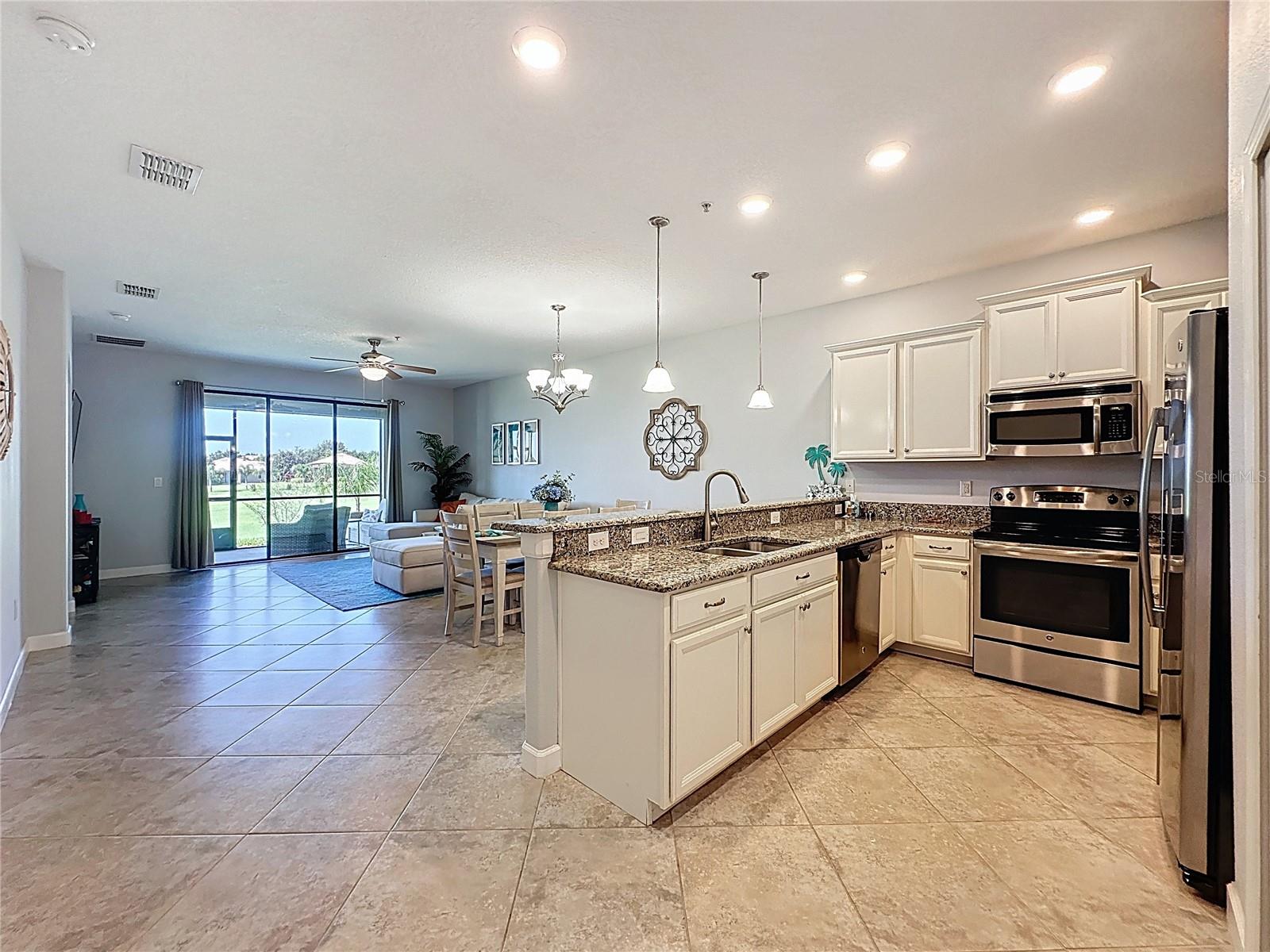 Image 11 of 61 For 8916 Azalea Sands Lane