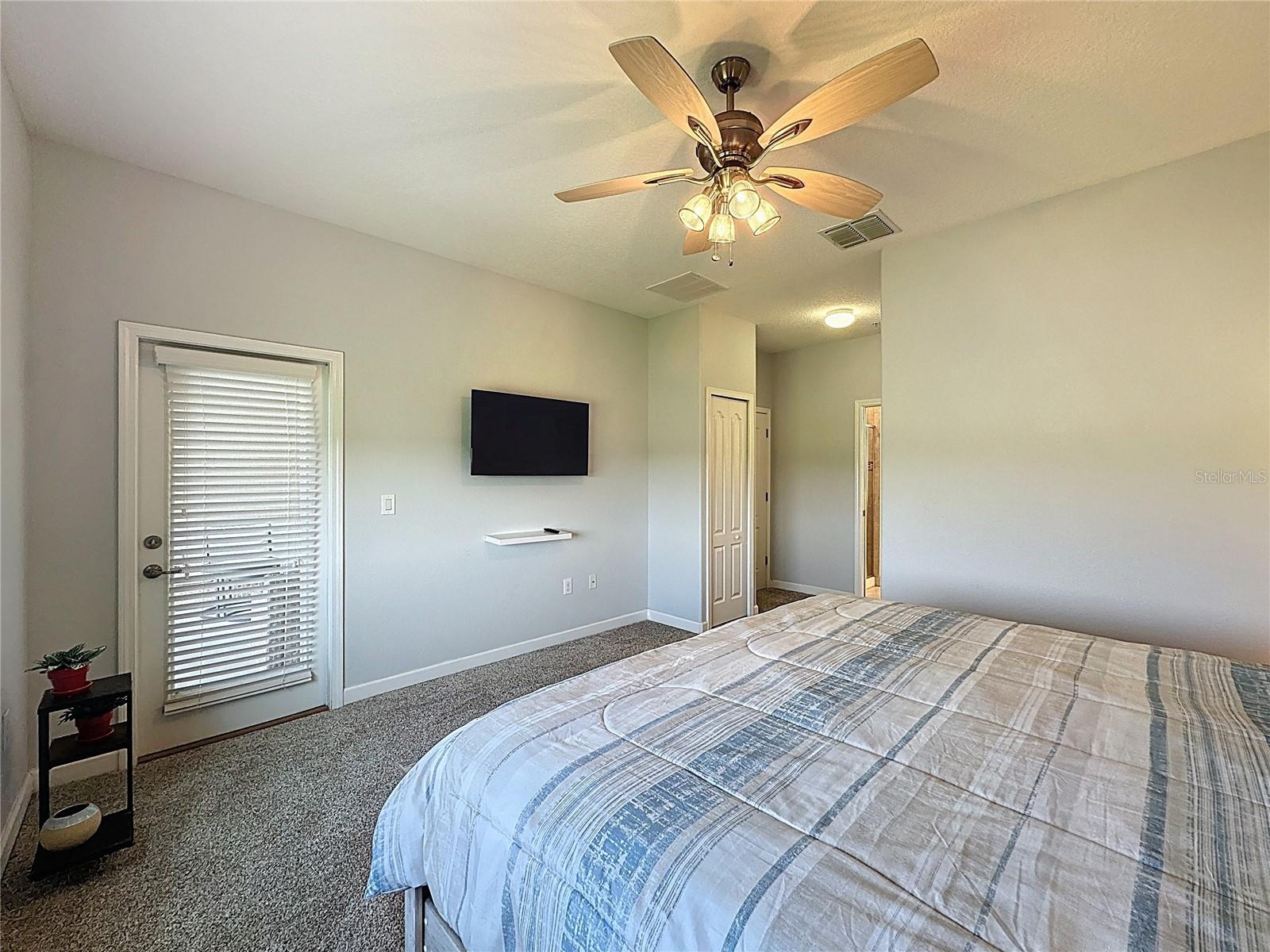 Image 32 of 61 For 8916 Azalea Sands Lane