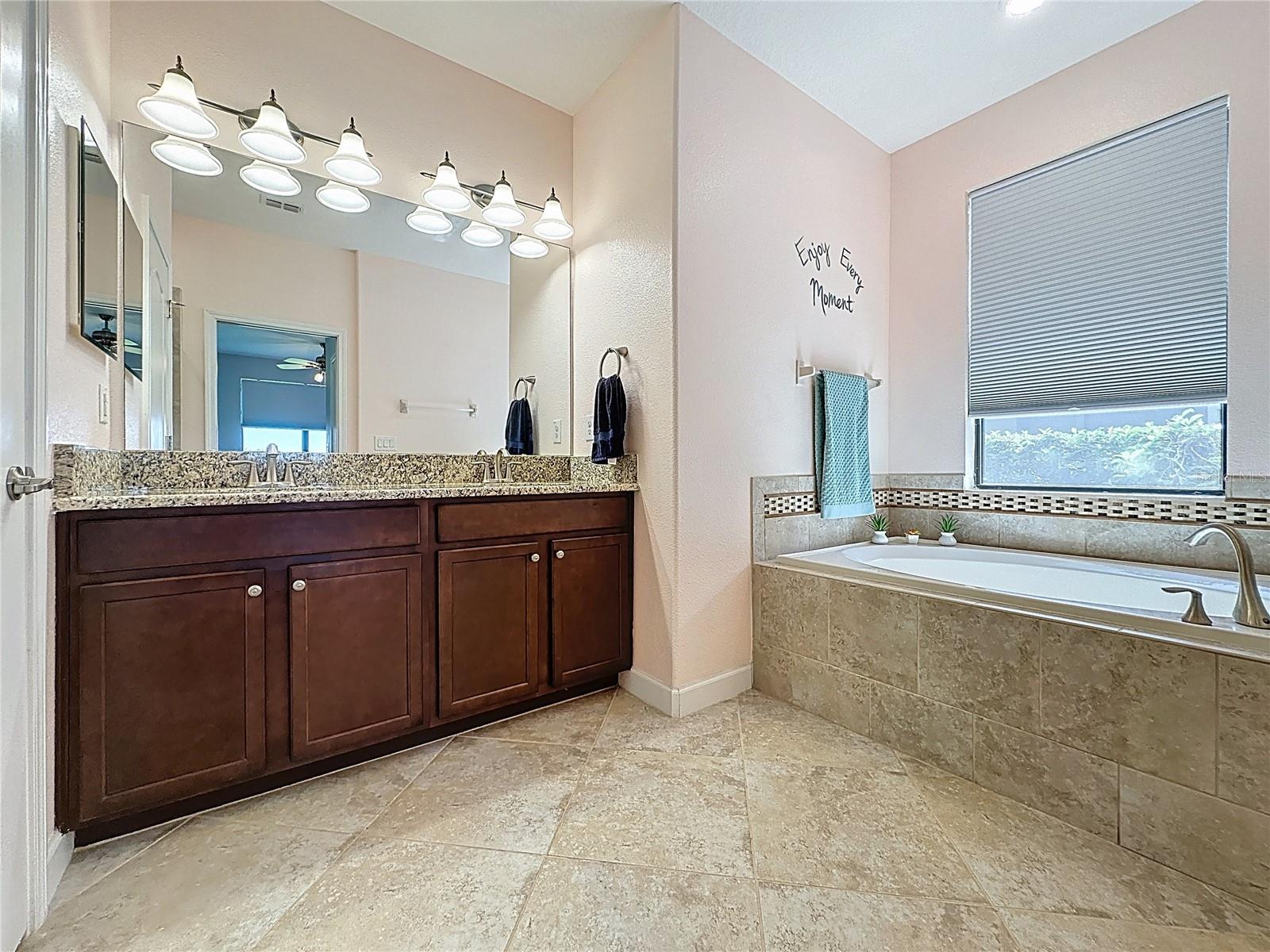 Image 33 of 61 For 8916 Azalea Sands Lane