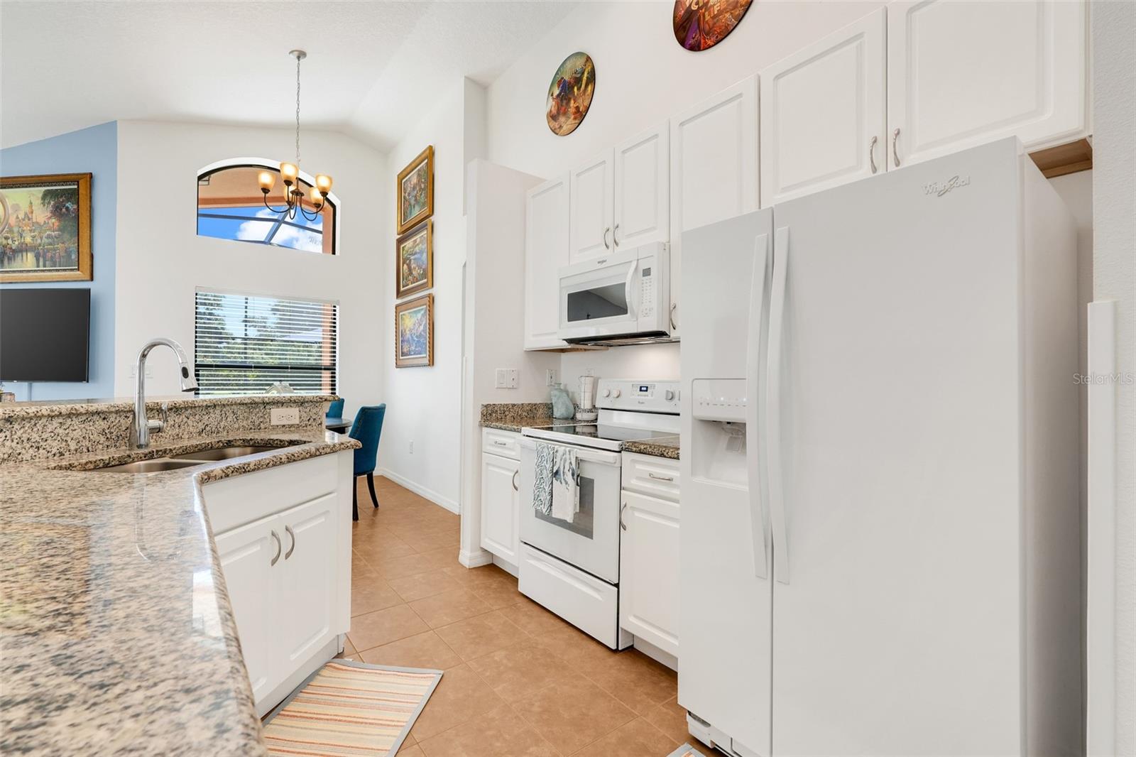 Image 14 of 50 For 2521 Rosemont Circle