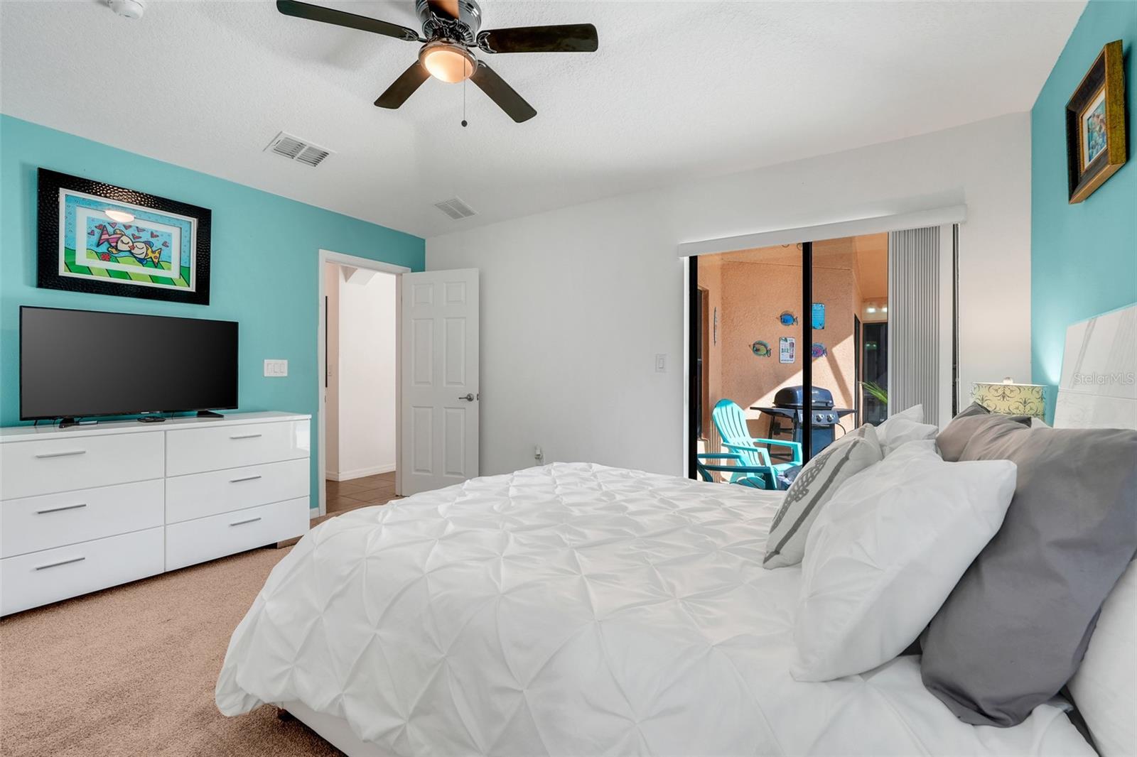 Image 16 of 50 For 2521 Rosemont Circle