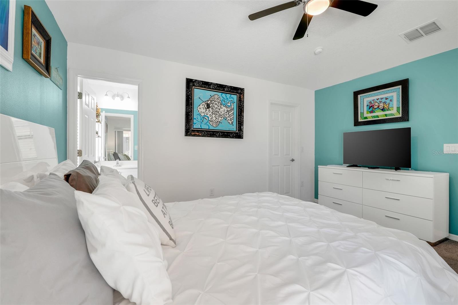 Image 17 of 50 For 2521 Rosemont Circle