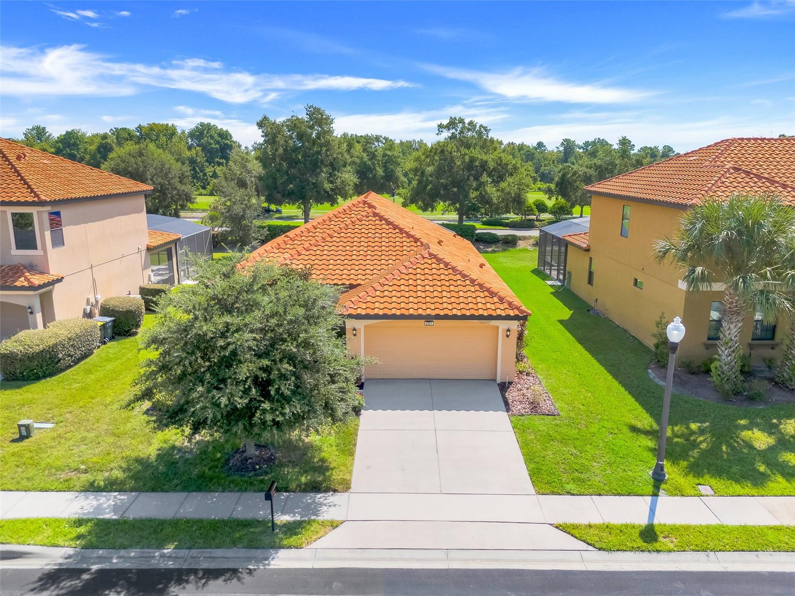Image 2 of 50 For 2521 Rosemont Circle