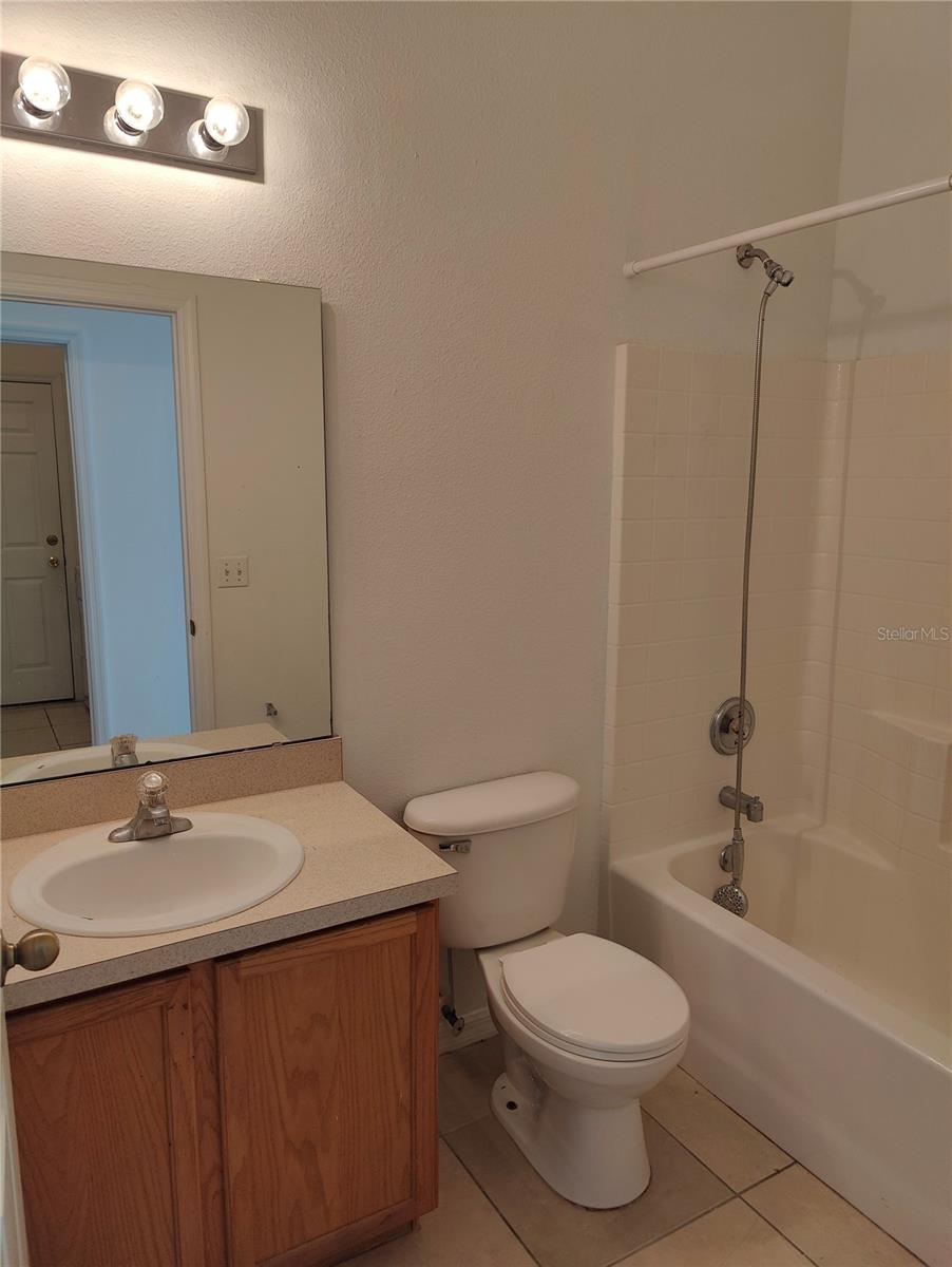 Image 10 of 12 For 844 Bloomingdale Drive