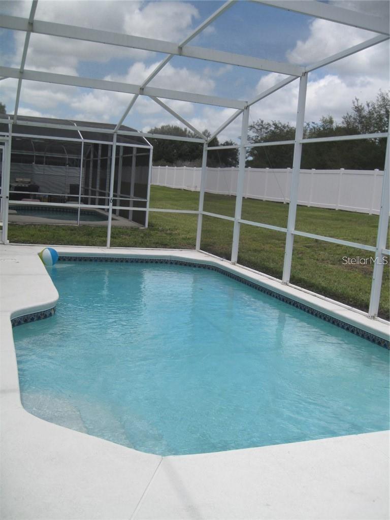 Image 12 of 12 For 844 Bloomingdale Drive