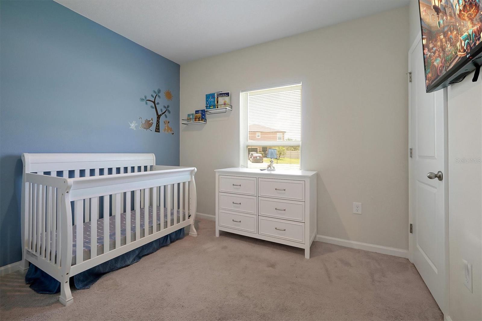 Image 24 of 39 For 524 Lucerne Blvd