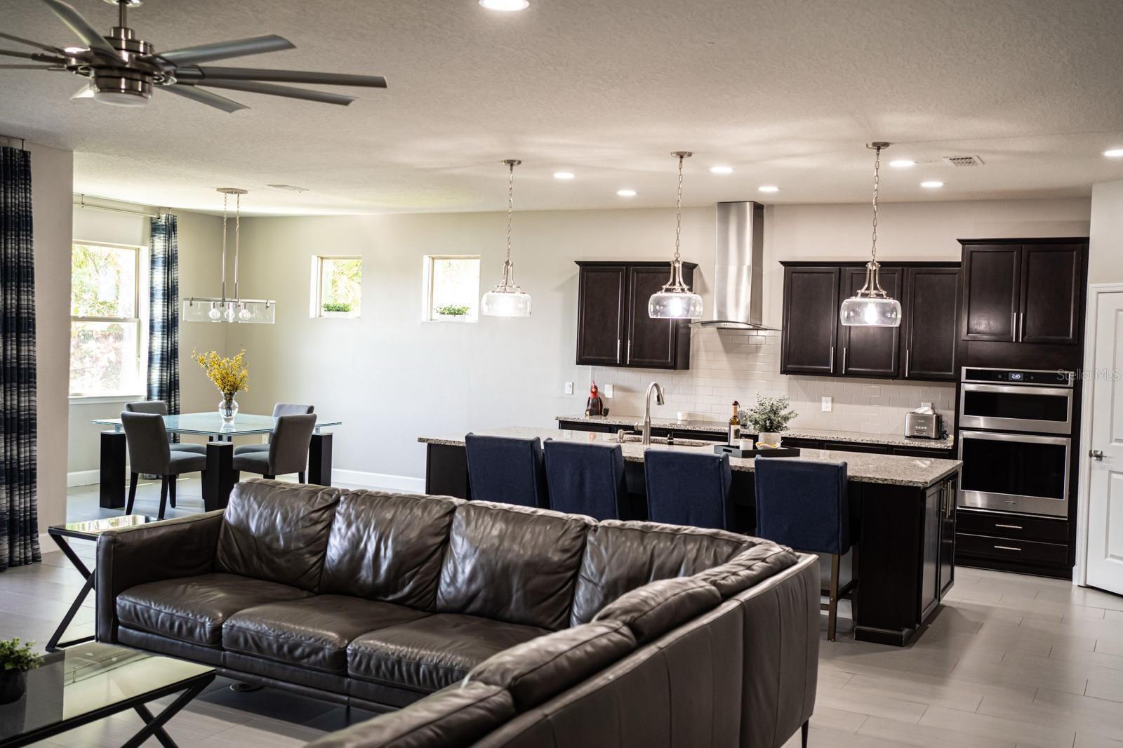 Image 3 of 14 For 2725 Matera Drive