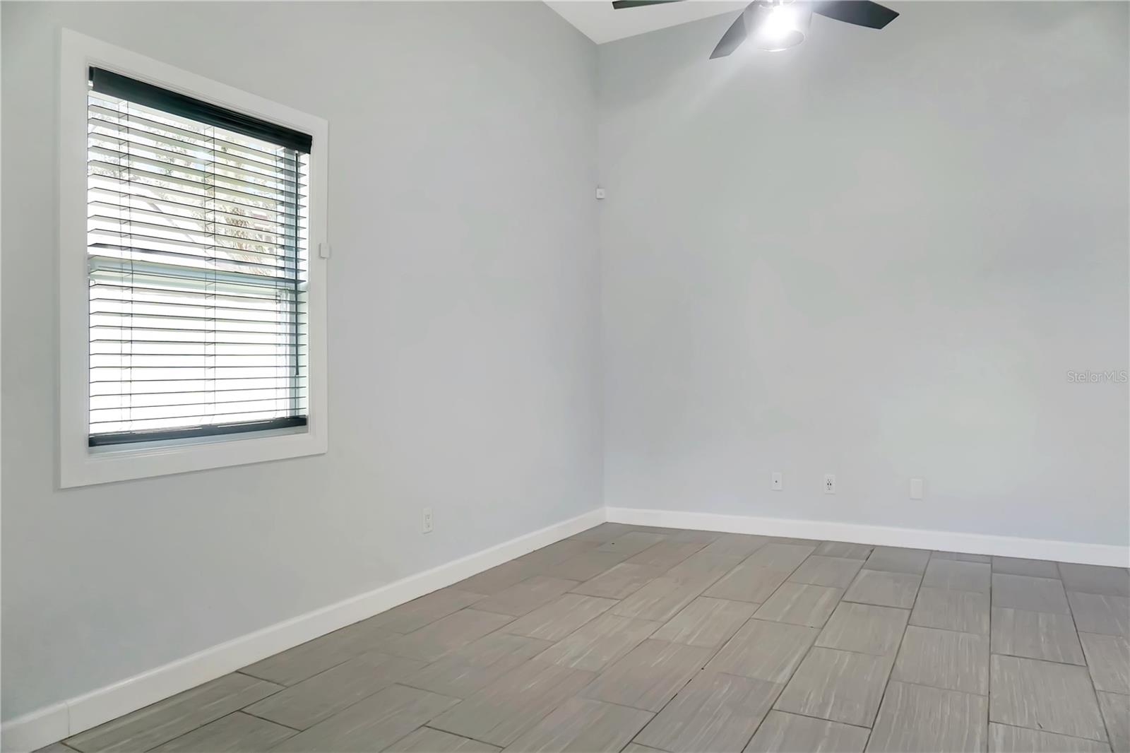 Image 14 of 17 For 222 Citrus Drive