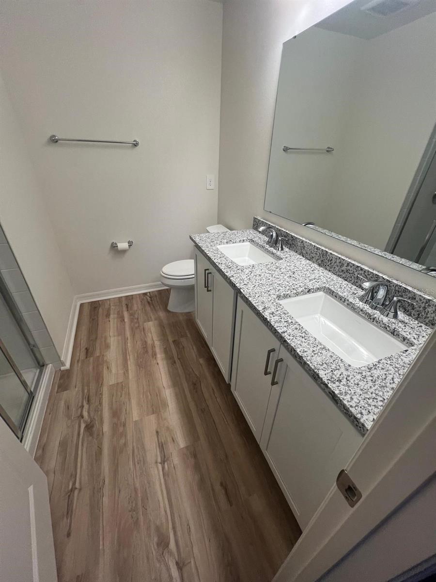 Image 14 of 20 For 782 Stoney Point Circle