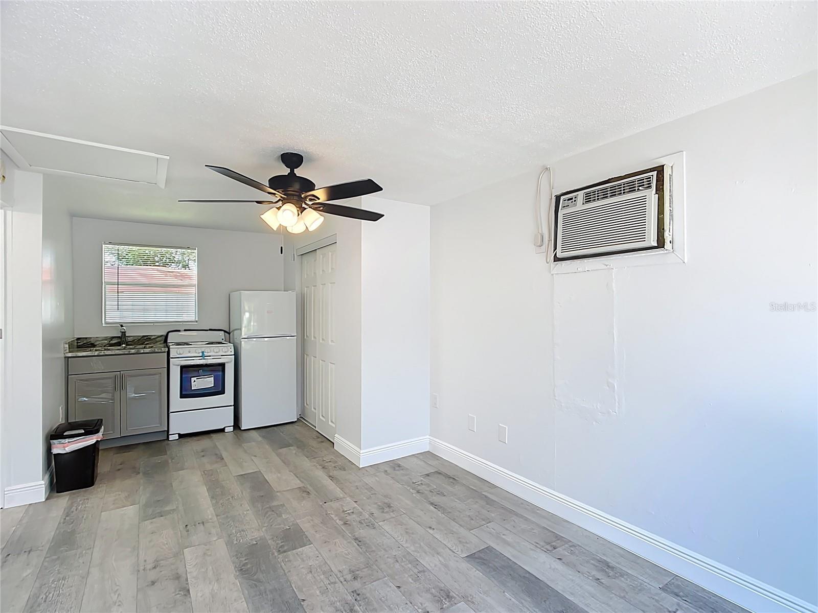 Image 35 of 38 For 123 Tarawa Street