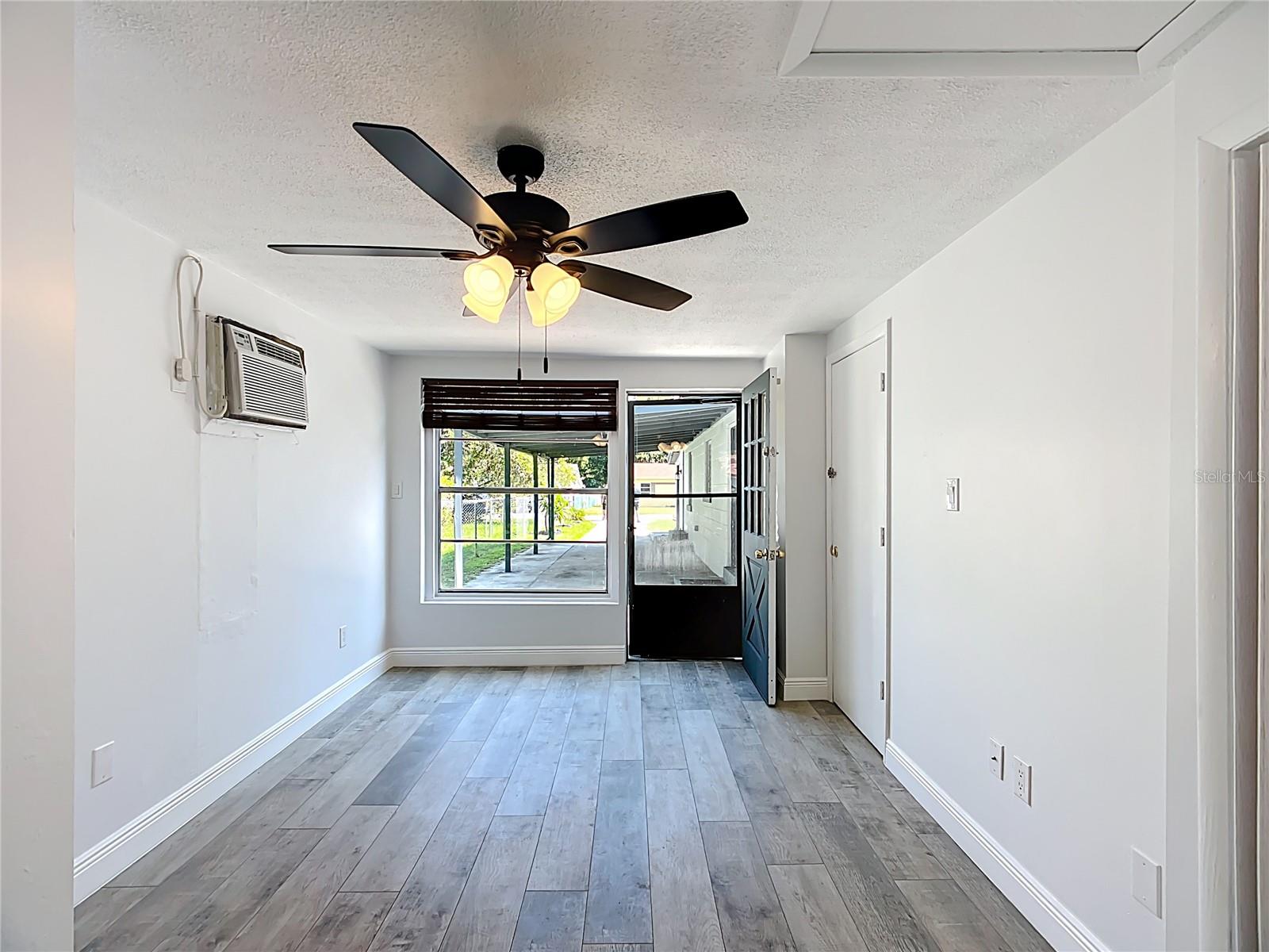 Image 36 of 38 For 123 Tarawa Street