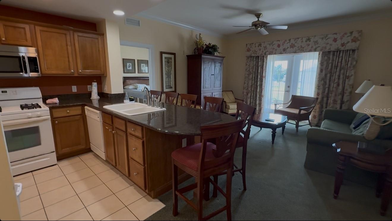 Image 9 of 12 For 7649 Heritage Crossing Way 201