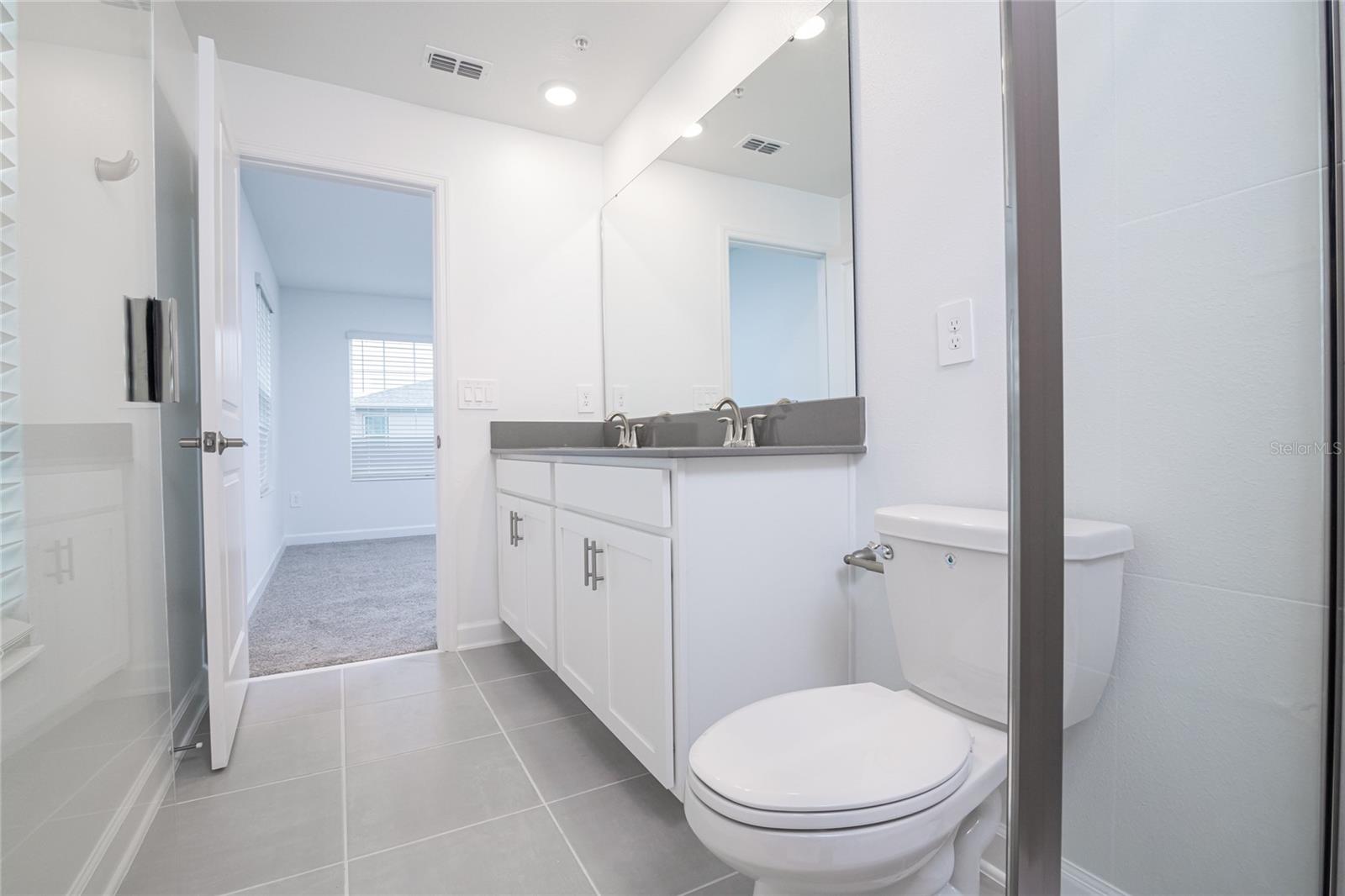 Image 32 of 43 For 11778 Boldface Drive