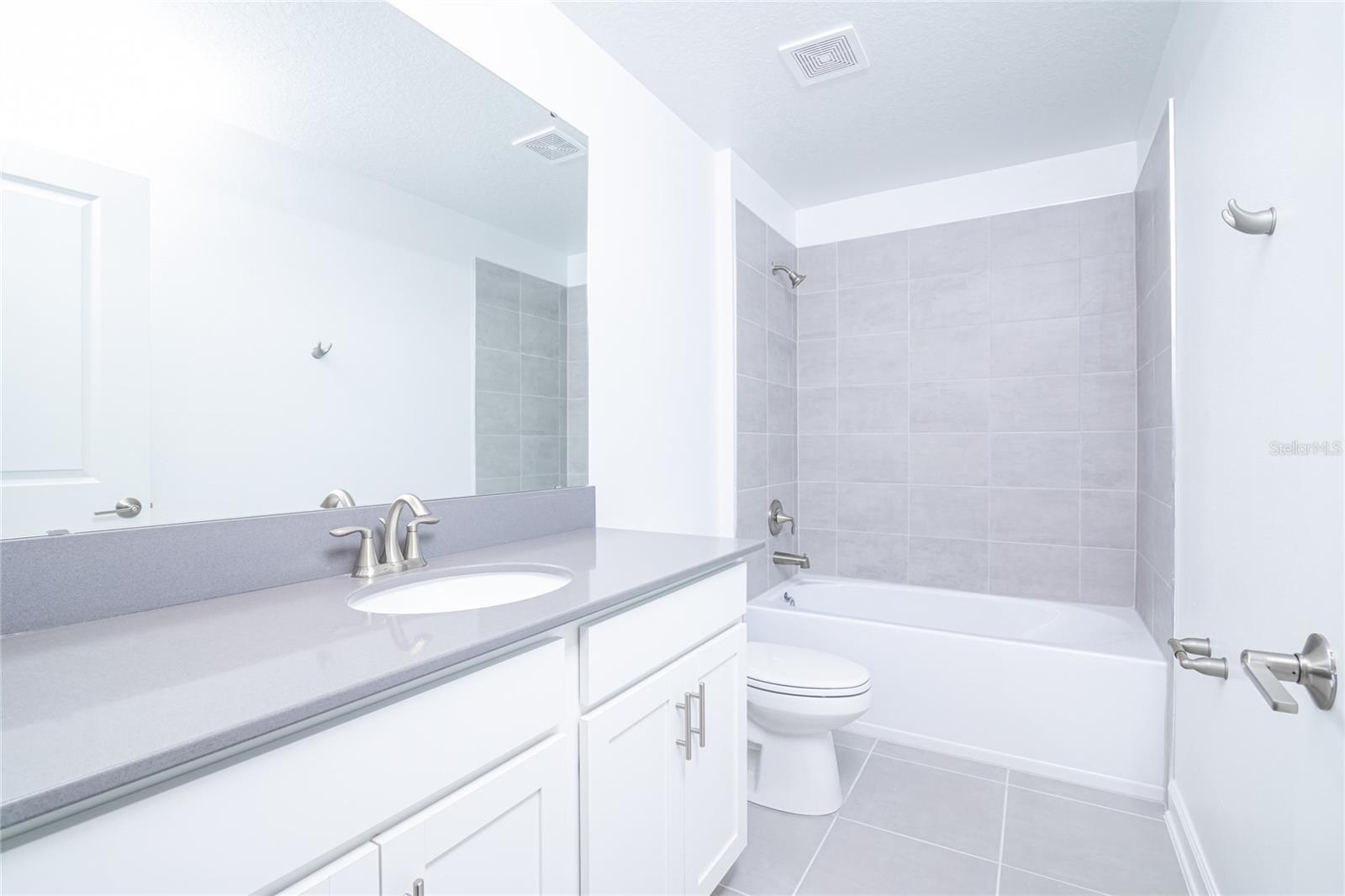 Image 37 of 43 For 11778 Boldface Drive