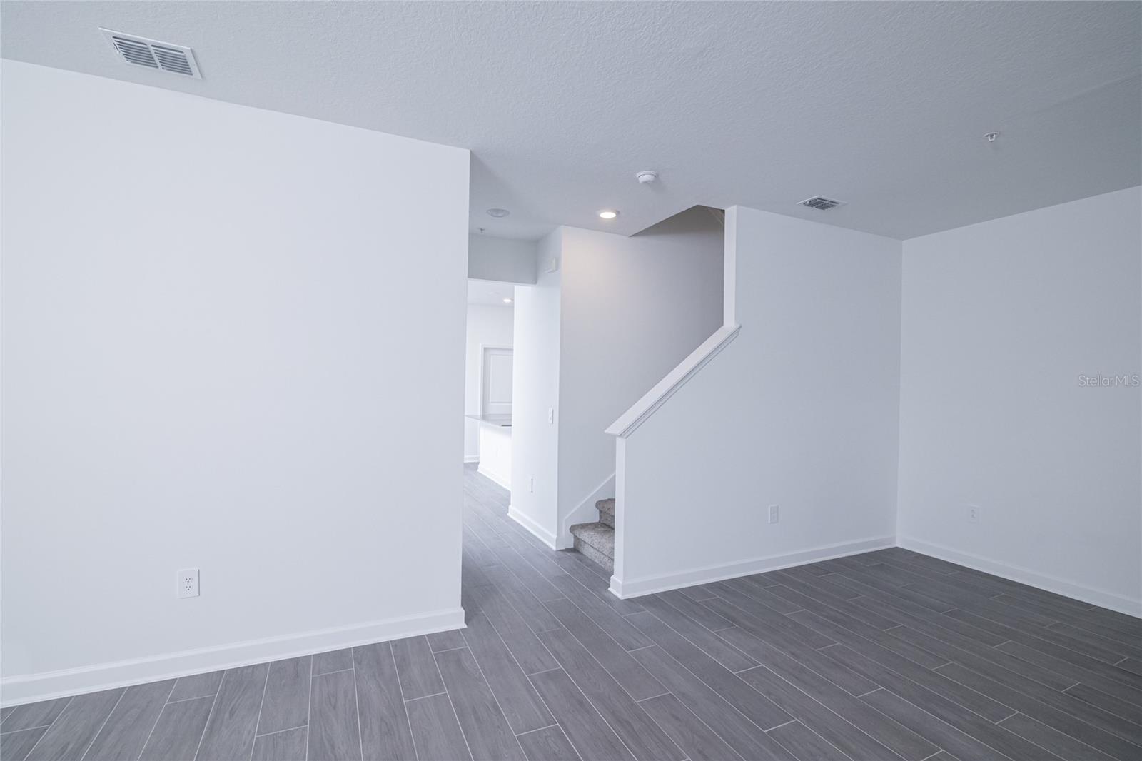 Image 4 of 43 For 11778 Boldface Drive
