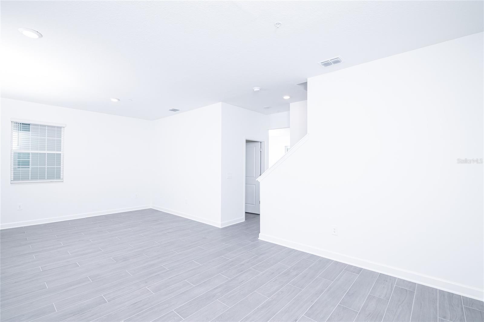 Image 5 of 43 For 11778 Boldface Drive