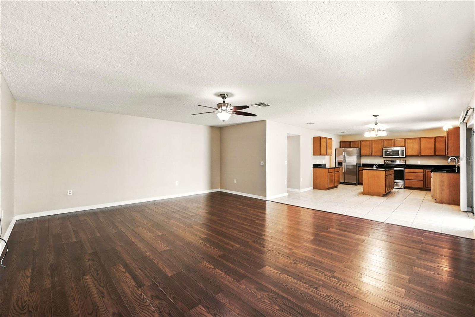 Image 11 of 43 For 4720 Salamander Street