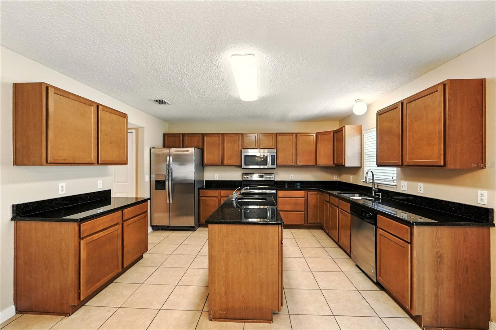 Image 13 of 43 For 4720 Salamander Street