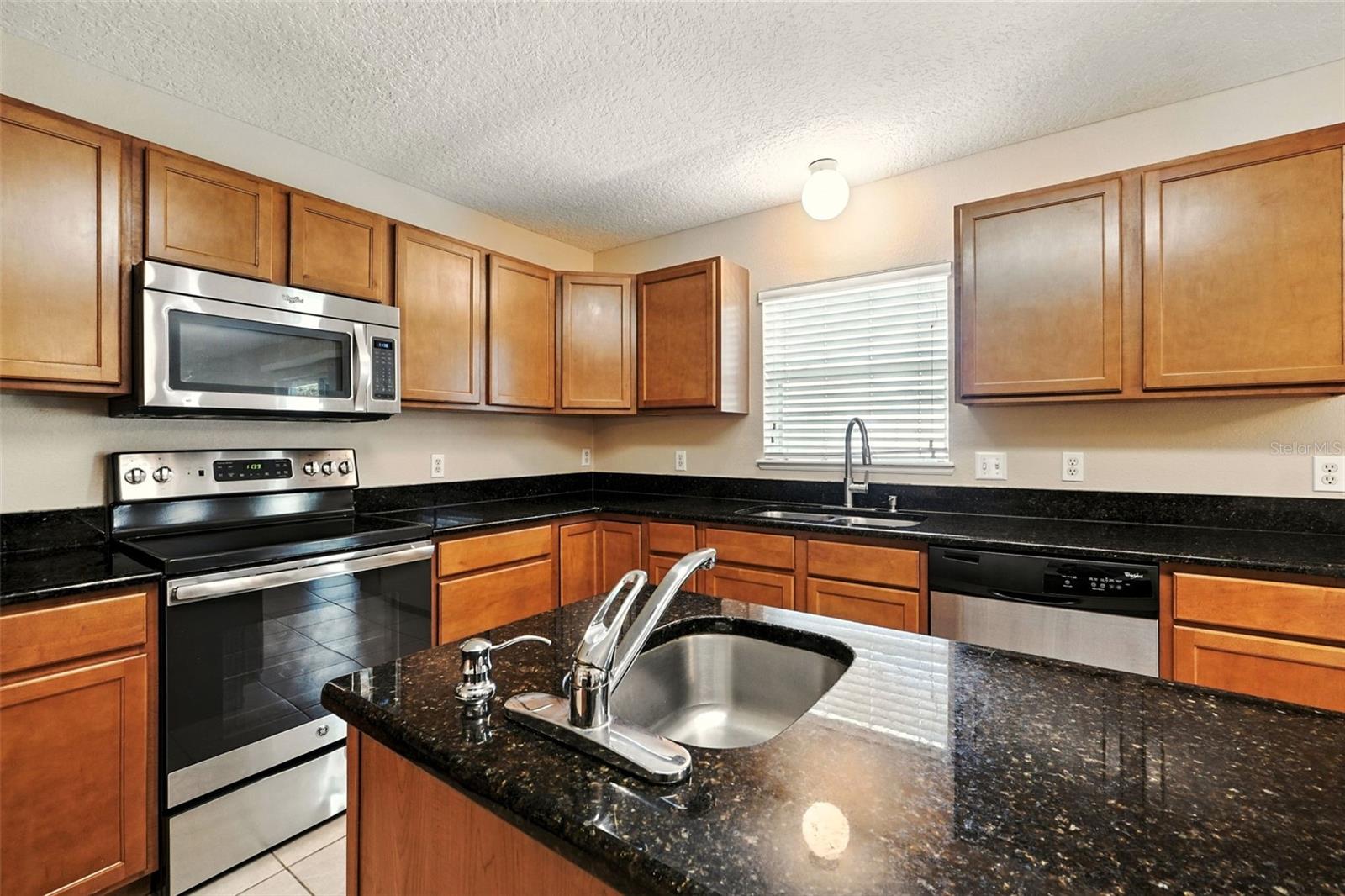 Image 14 of 43 For 4720 Salamander Street