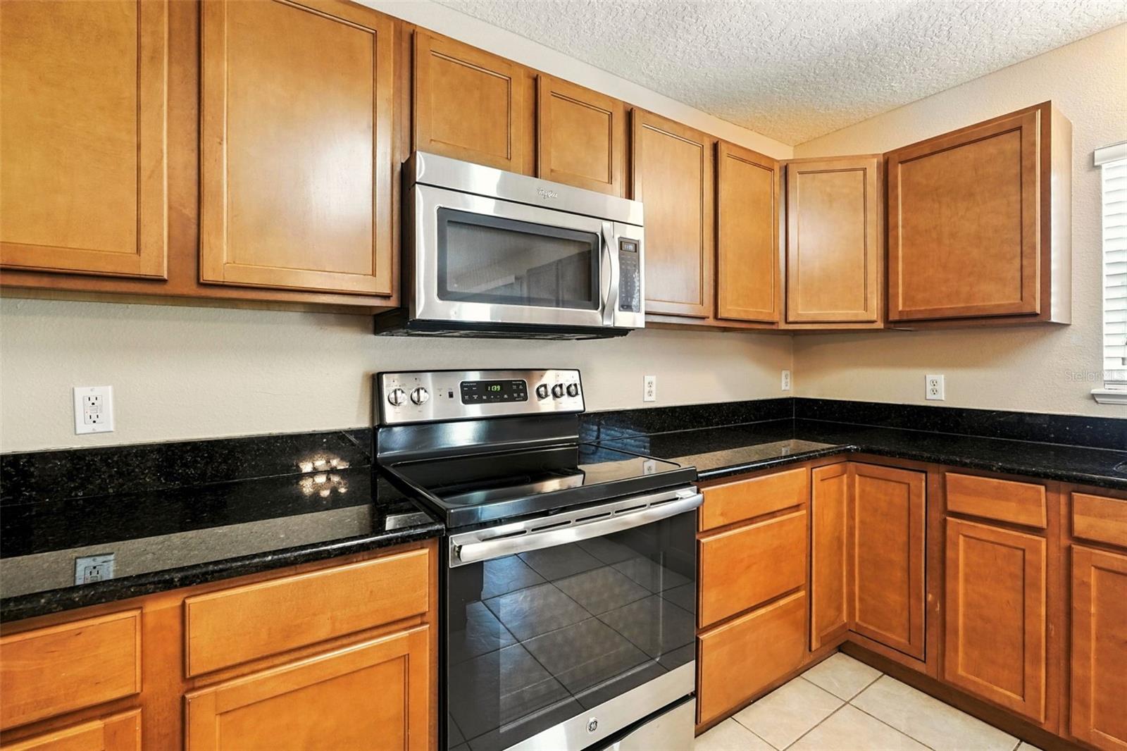 Image 15 of 43 For 4720 Salamander Street