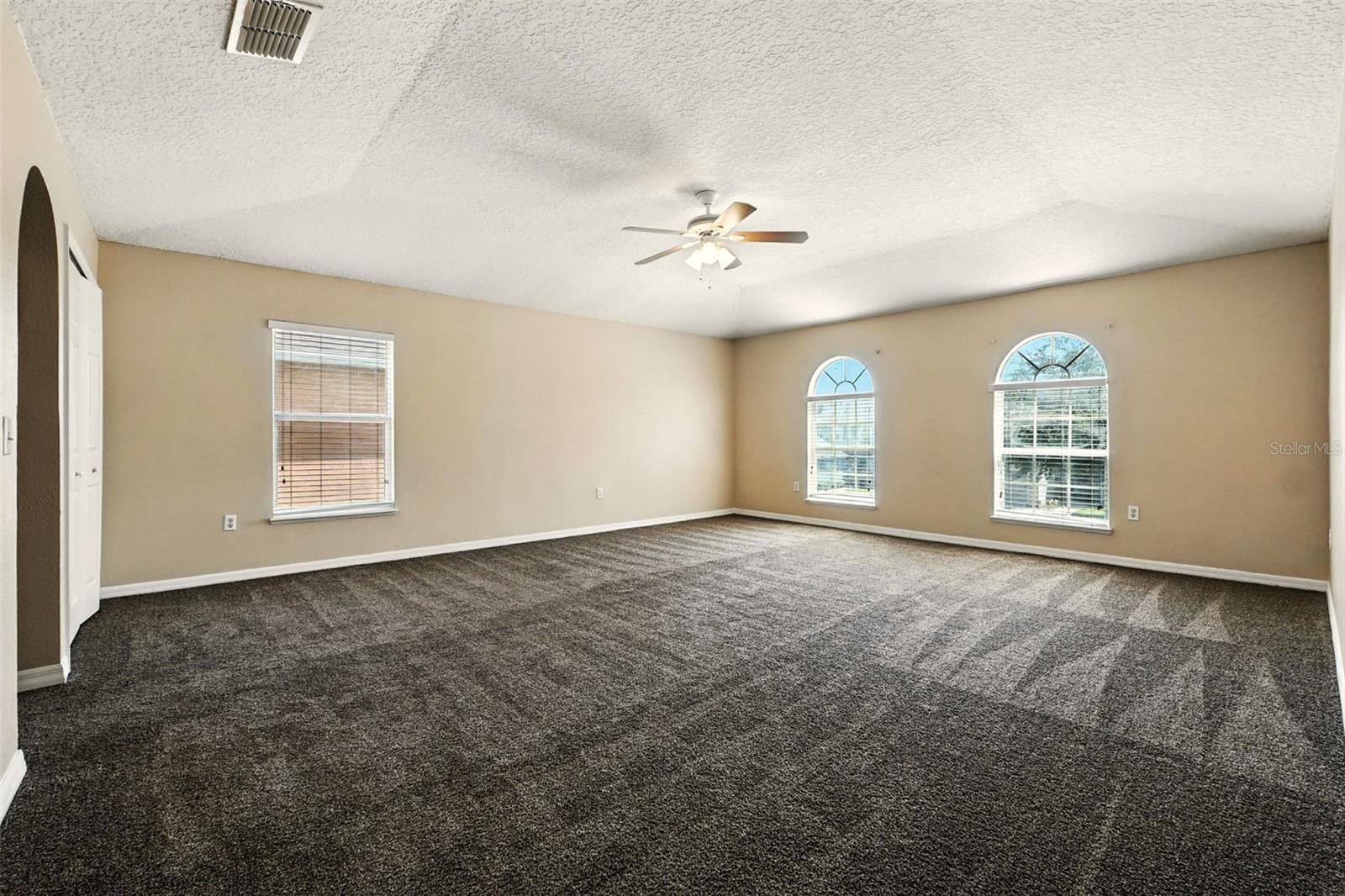 Image 26 of 43 For 4720 Salamander Street