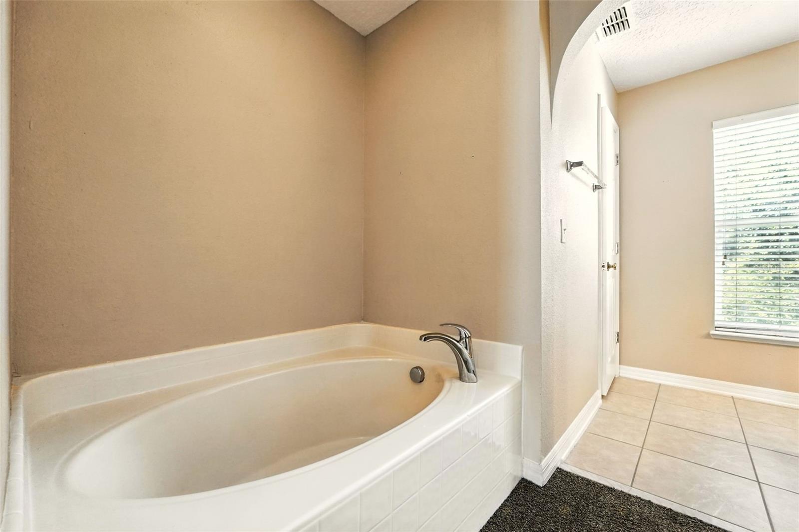 Image 29 of 43 For 4720 Salamander Street