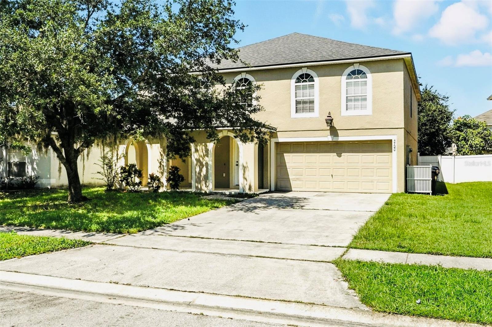 Image 3 of 43 For 4720 Salamander Street