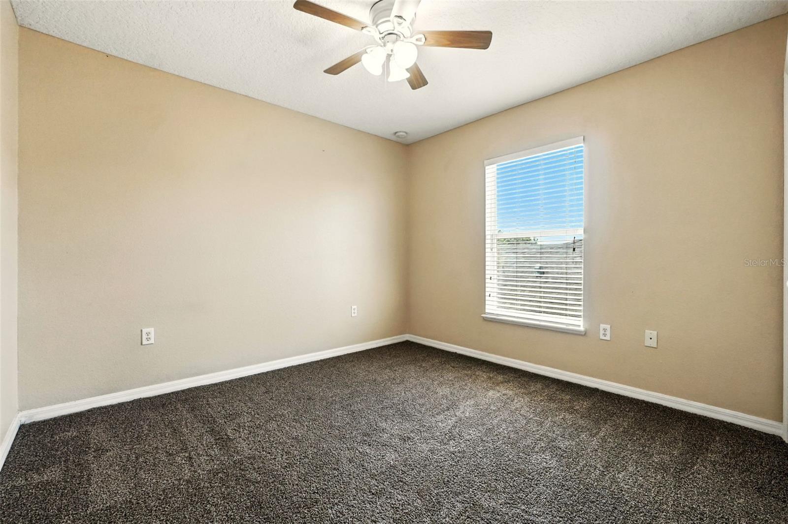 Image 36 of 43 For 4720 Salamander Street